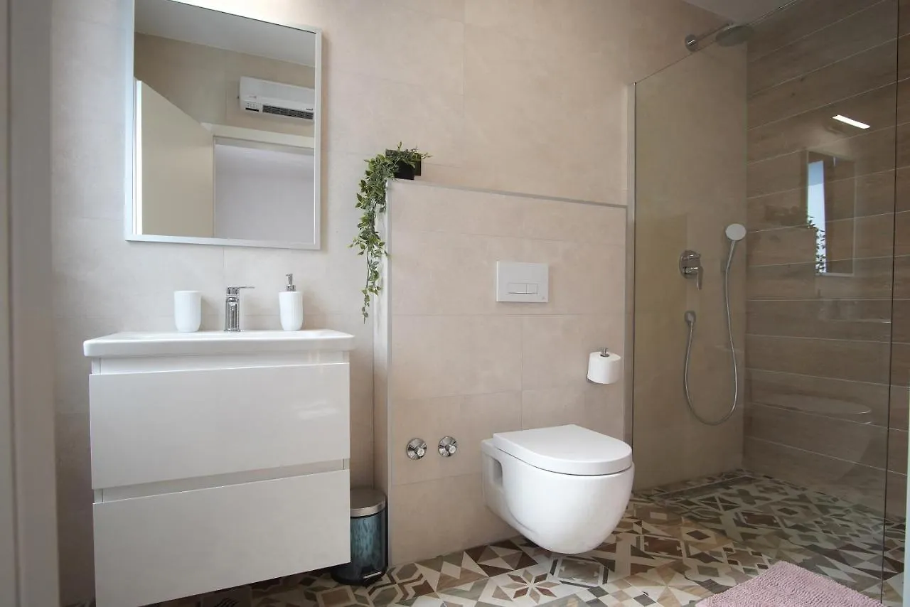 Villa Petra Seget Donji/Trogir