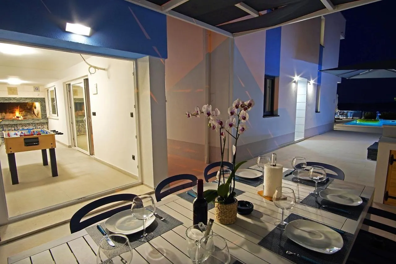 Villa Petra Seget Donji/Trogir  Trogir
