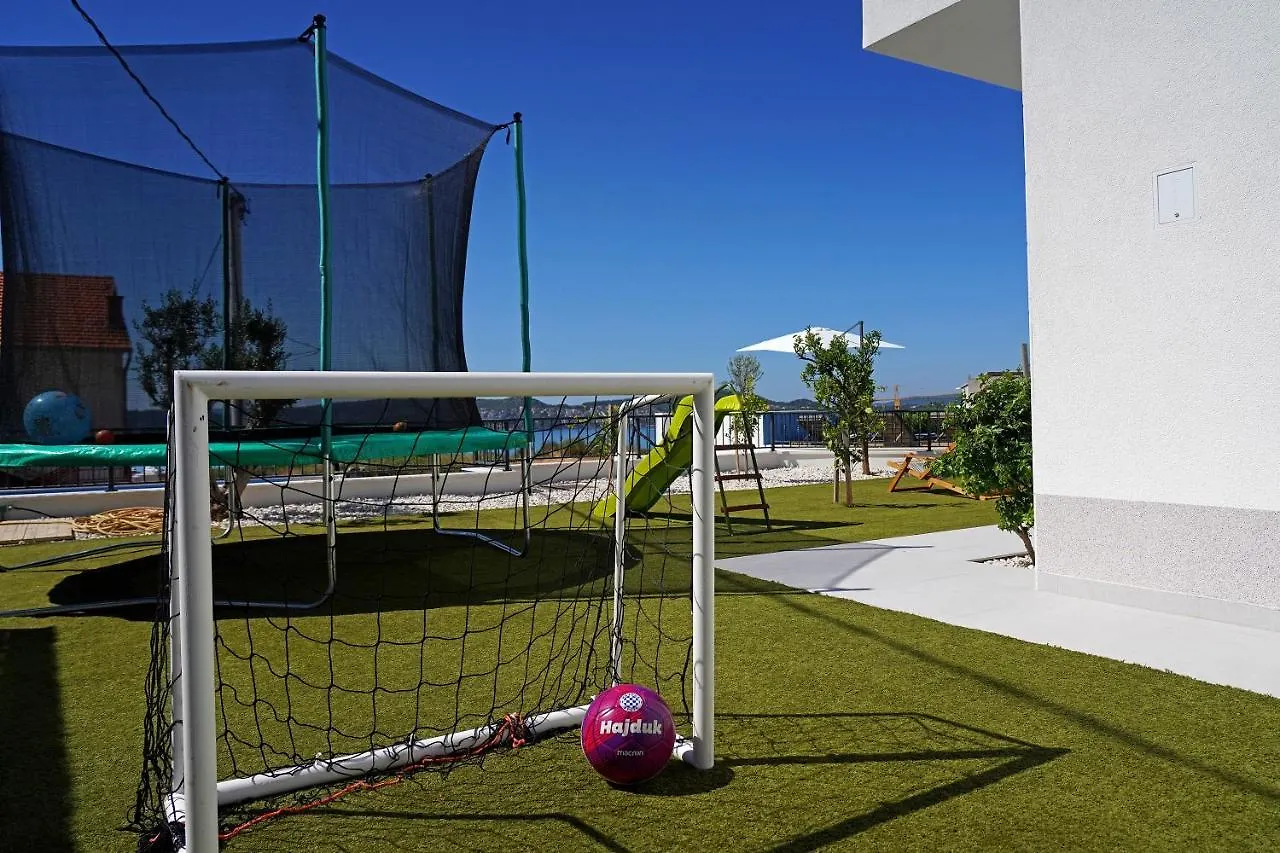 Villa Petra Seget Donji/Trogir  Trogir
