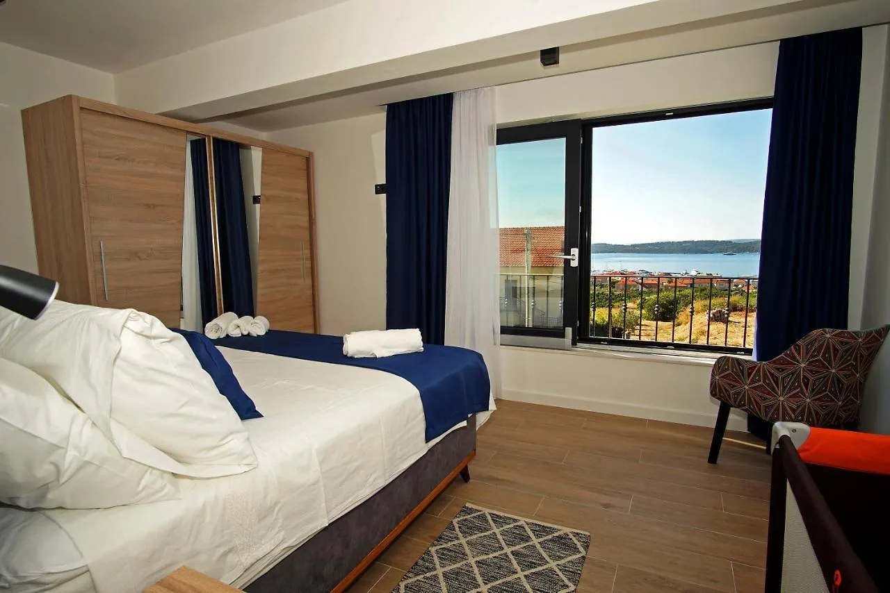 Villa Petra Seget Donji/Trogir  Trogir